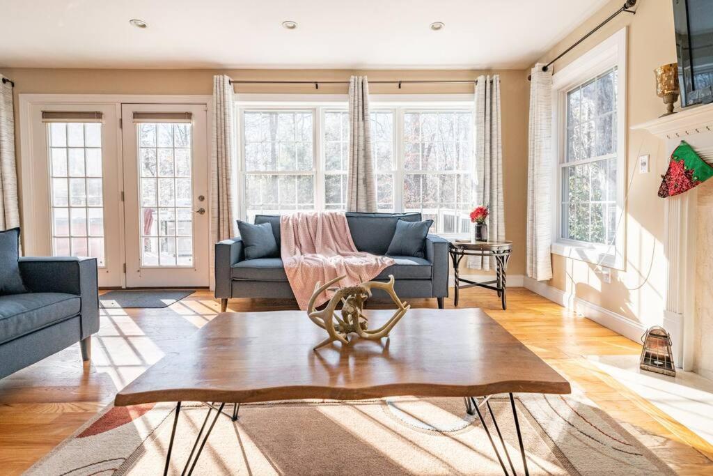 Luxury 4 Bedroom House In Pocono Mountains In Golf Course Near * Tobyhanna