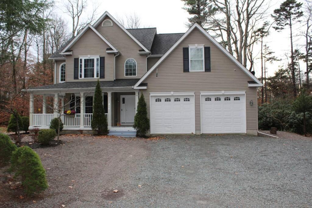 Ferienhaus Luxury 4 Bedroom House In Pocono Mountains In Golf Course Near